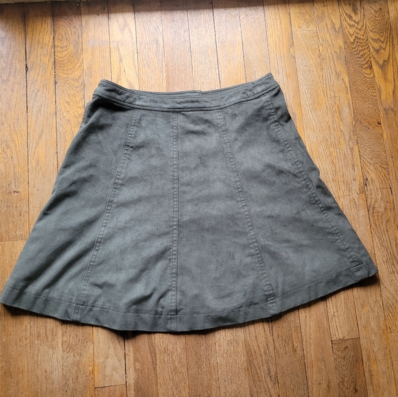 Abercrombie and Fitch Skirt 🎀 - Picture 7 of 8